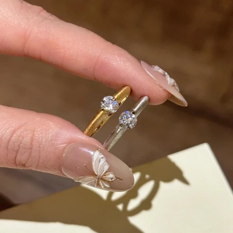 Lusso leggero nuovo in argento 925 spazzolato planetario intarsiato anello con diamante singolo moda ed anelli squisiti regali di gioielli per feste