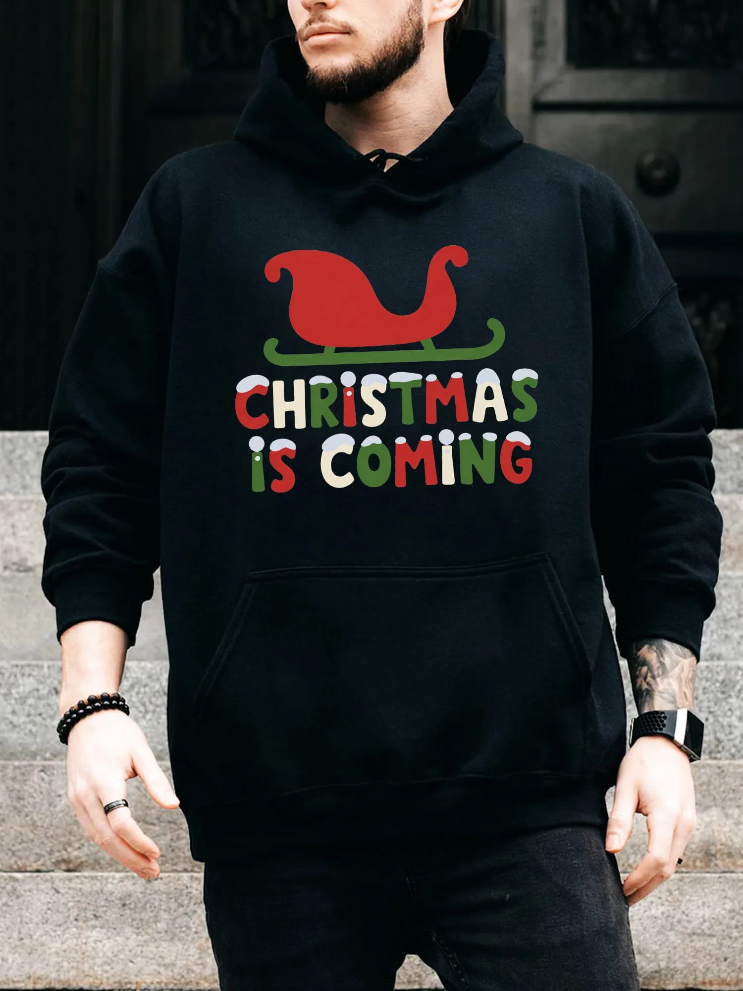 Felpa con cappuccio da uomo con coulisse di Natale sta arrivando: pullover nero casual e confortevole, felpa con cappuccio autunnale e invernale