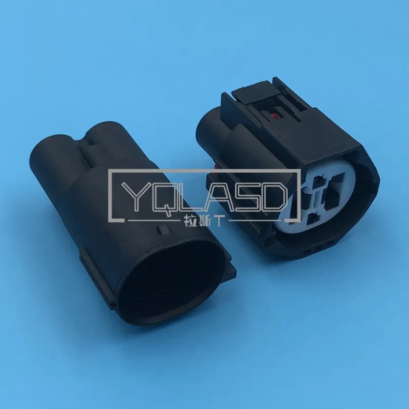 1 Set 4 Vie Presa Impermeabile Ventola Elettrica Connettore di Montaggio AC Per Ford Focus Volvo Land Rover 7283-8497-90