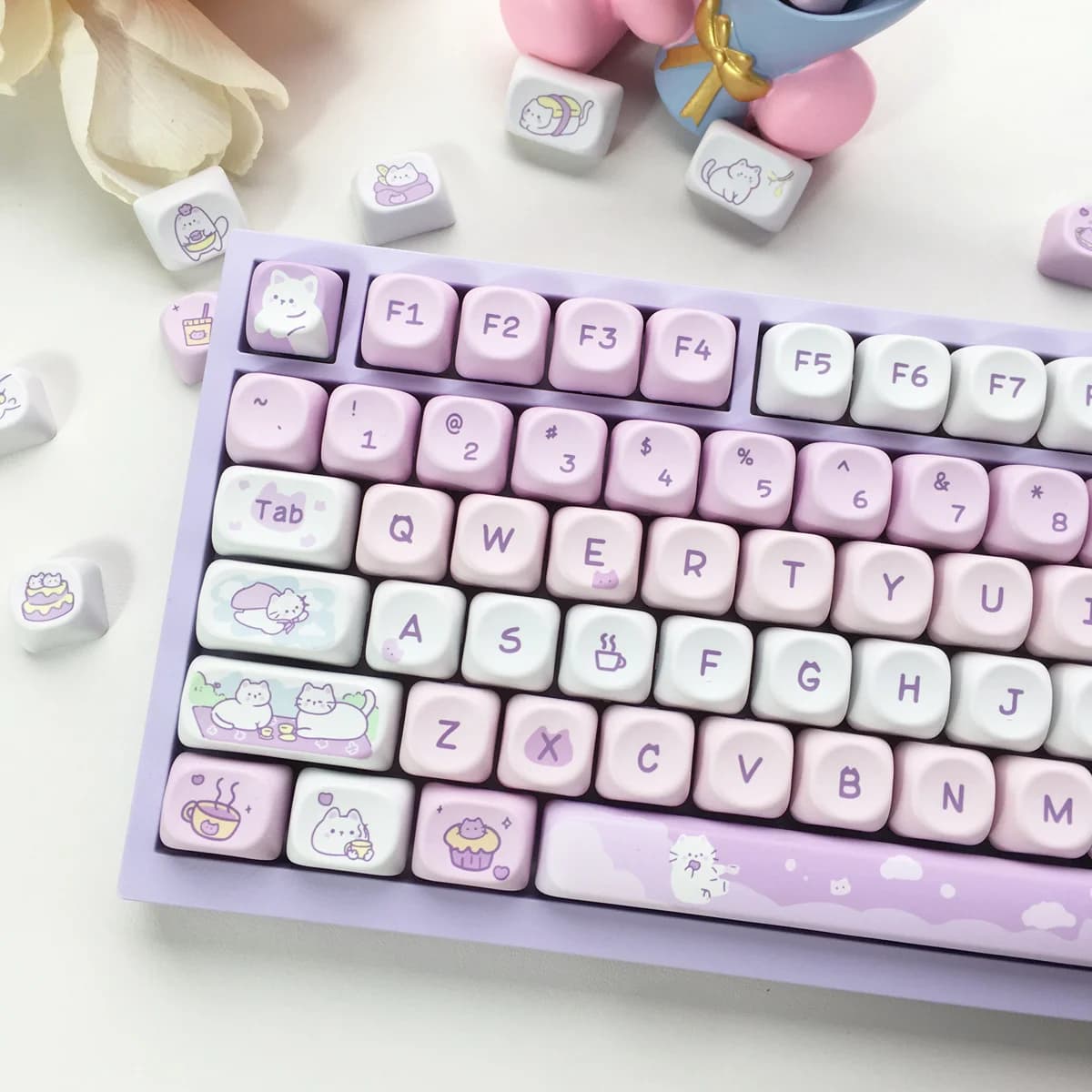 Set of 95/132 Cartoon Keys in PBT, Hakimi Dog and Cat Theme, MOA Profile, Dye-Sublimati Keycap for Mechanical Keyboard, Gift for Girls