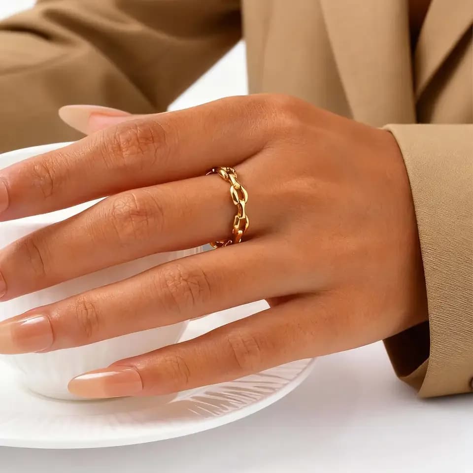 Anello a Catena Semplice per Donne, Anelli Minimalisti in Acciaio Inossidabile Color Oro, Gioielli Raffinati da Regalo