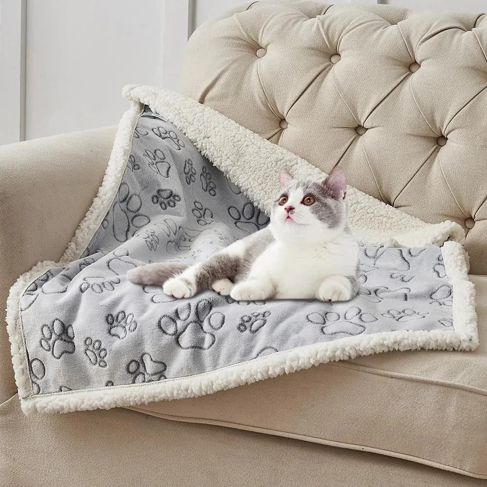 Pet Blanket Waterproof Flannel Sherpa Reversible Dog Cat Throw Mat for Sofa Couch Paw Print Soft Warm Plush Protector Washable