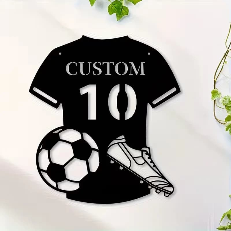 Decorazione da Parete in Metallo Personalizzata a Forma di Maglia da Calcio - Testo Personalizzabile, Adatta per Interni/Esterni, Perfetta per il Soggiorno