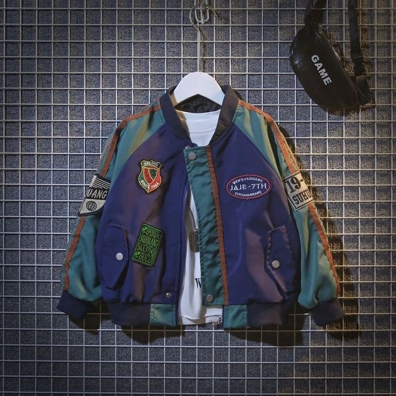 2025 Giacca da baseball per bambini patchwork multi logo alla moda stile coreano nuova primavera autunno da ragazzo alla moda