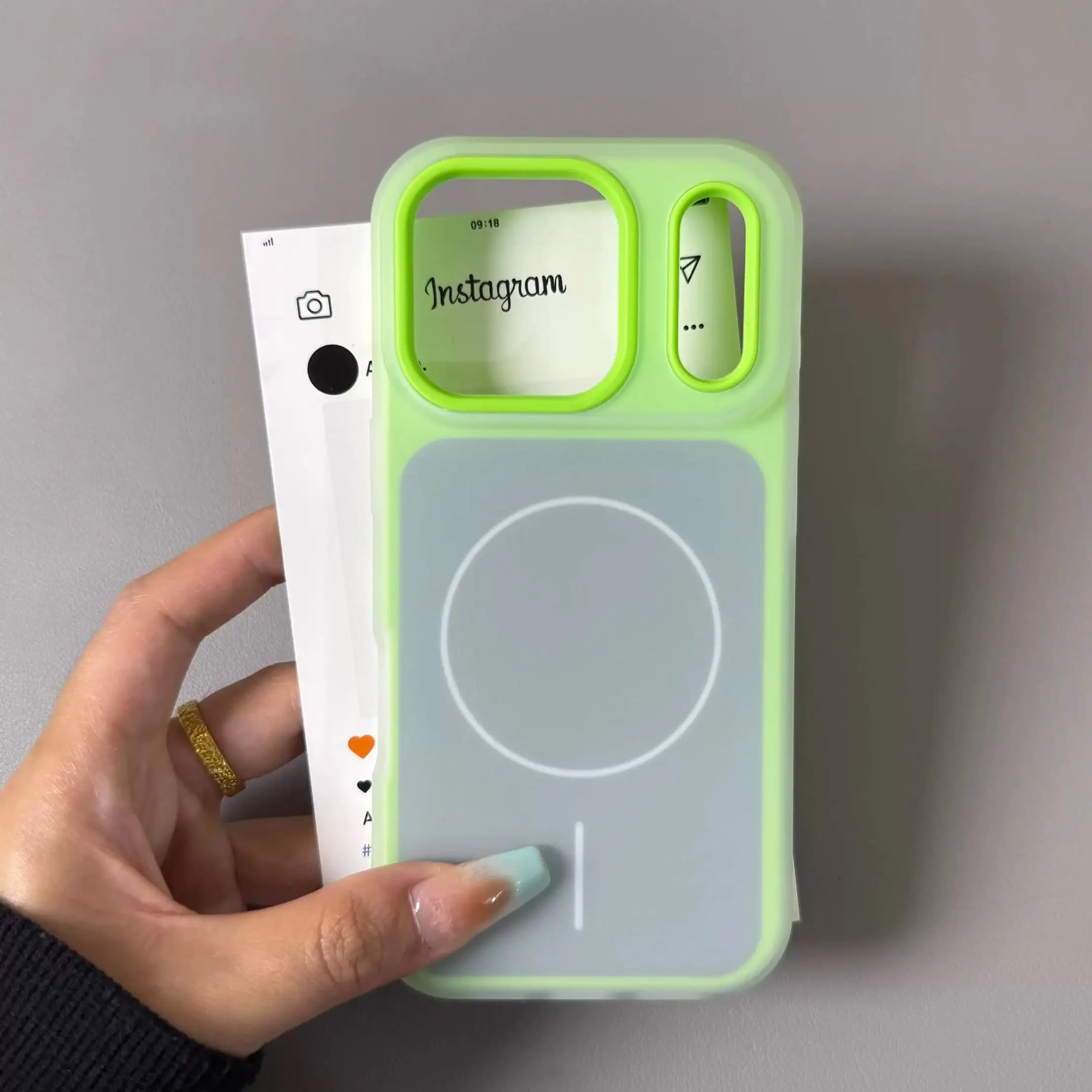 Cover Magnetica 2-in-1 Opaca Trasparente Effetto Caramella Antiurto per iPhone 17 16 15 14 13 12 11 Pro Max Plus Compatibile con MagSafe