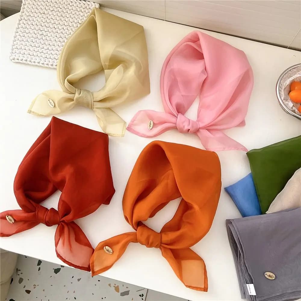 Elegante Foulard Quadrato Piccolo Tinta Unita, Sciarpa Sottile Trasparente in Cotone e Lino, Fascia per Capelli, Fazzoletto Quadrato da Donna