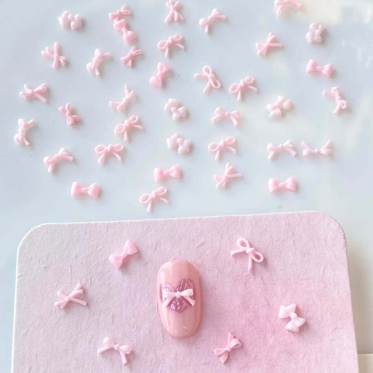 100 pz Forma Della Miscela Mini Arco Rosa Resina Unghie Artistiche Pendenti e Ciondoli Kawaii 3D Bowknot Nastro Accessori Per Unghie Design FAI DA TE