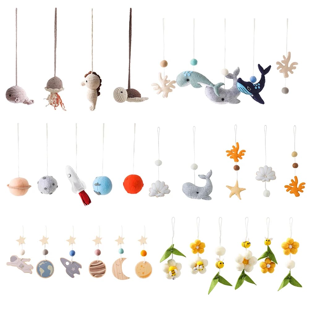 Giocattoli per bambini Passeggino Sonagli e cellulari Ciondolo a forma di cartone animato per staffa da palestra per bambini Giocattoli per bambini 0 12 mesi Sonagli e pendenti per cellulari