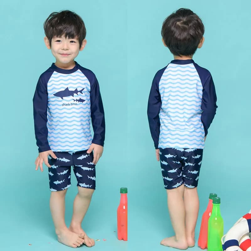Set 3 Pezzi Costumi da Bagno per Bambini 2026 Nuovi Costumi da Bagno con Protezione UV a Cartoni Animati Taglie Forti per Ragazzi con Cappello da Nuoto