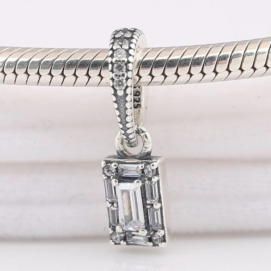 Ciondolo placcato in argento con perline Gioielli fai da te Ghiaccio luminoso Ciondola il fascino per bracciali da donna Ragazza Lady Gift