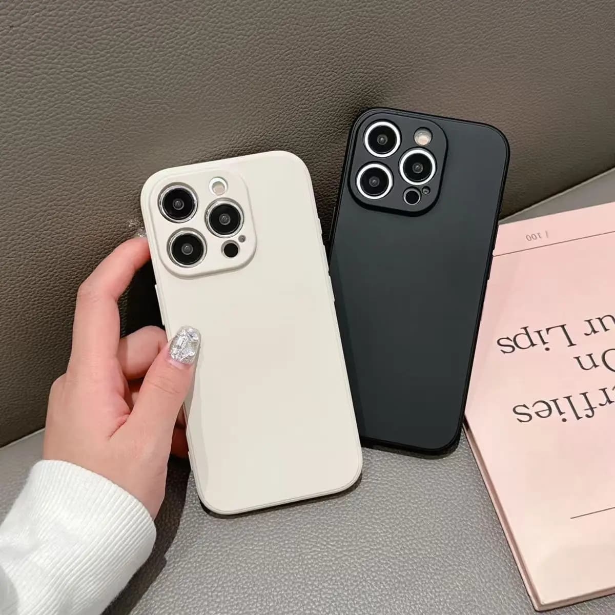 Cover per iPhone 11 12 13 mini 14 15 16 17 Pro Max 14 Plus 16e 17e 17 Air, Custodia Antiurto in Silicone Liquido