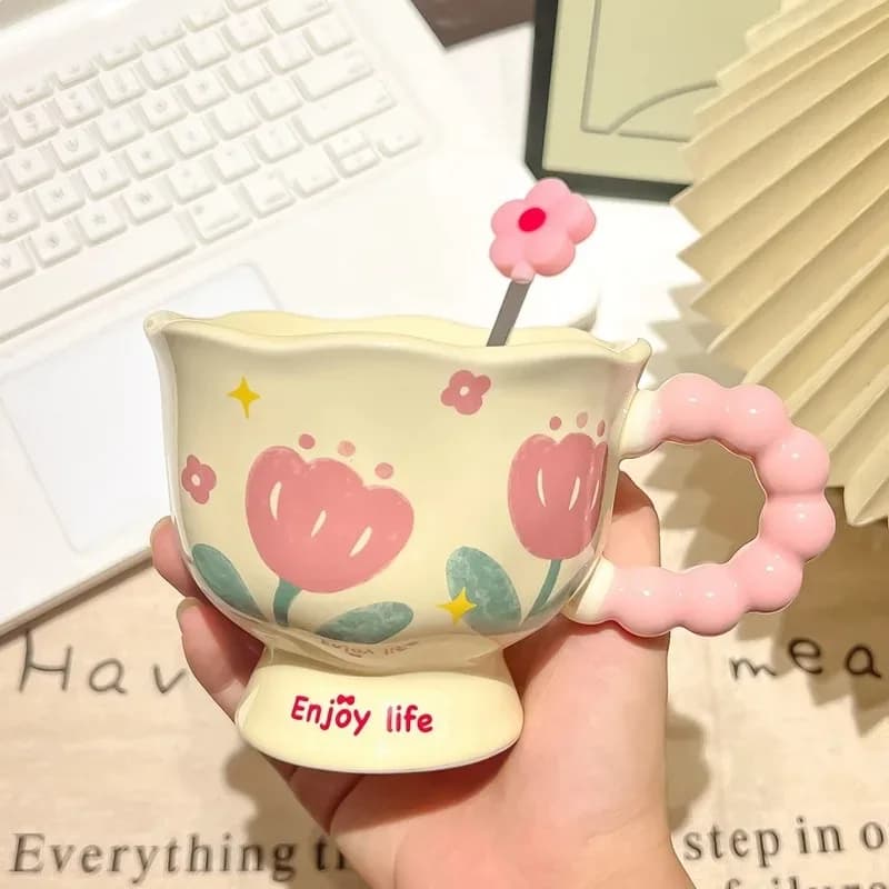 Tazza a forma di tulipano di lusso leggero, tazza in ceramica di alta qualità, regalo souvenir per la fidanzata.