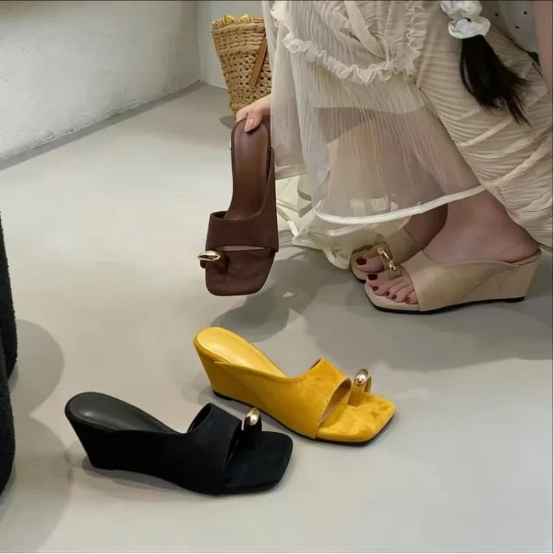 Nuove Ciabatte Estive alla Moda con Tacco Alto, Nuovo Stile Coreano con Tacco a Zeppa Sottile, Infradito a Punta Aperta, Sandali Freschi