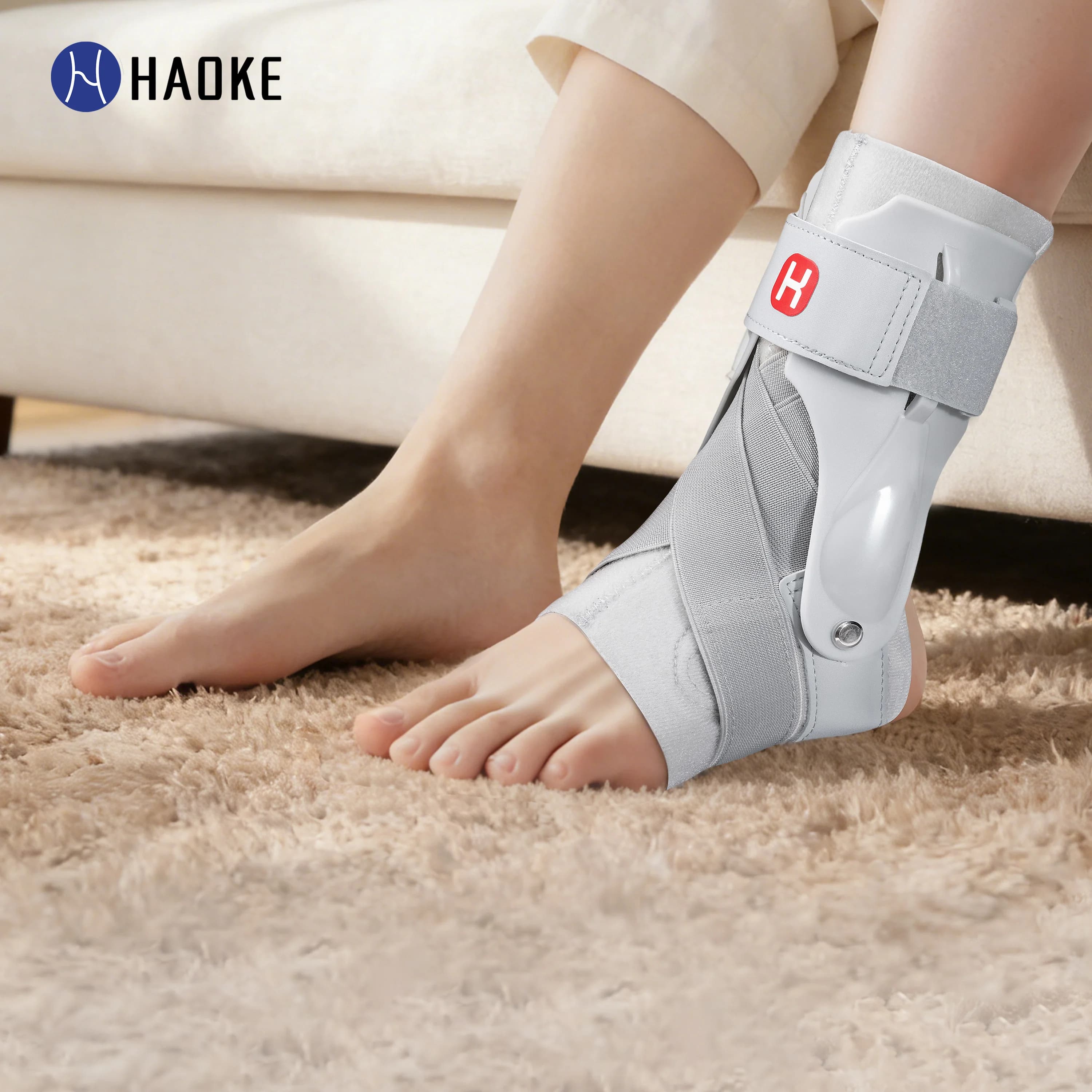 Supporto regolabile per caviglia, con fascia di compressione regolabile e supporto stabilizzante