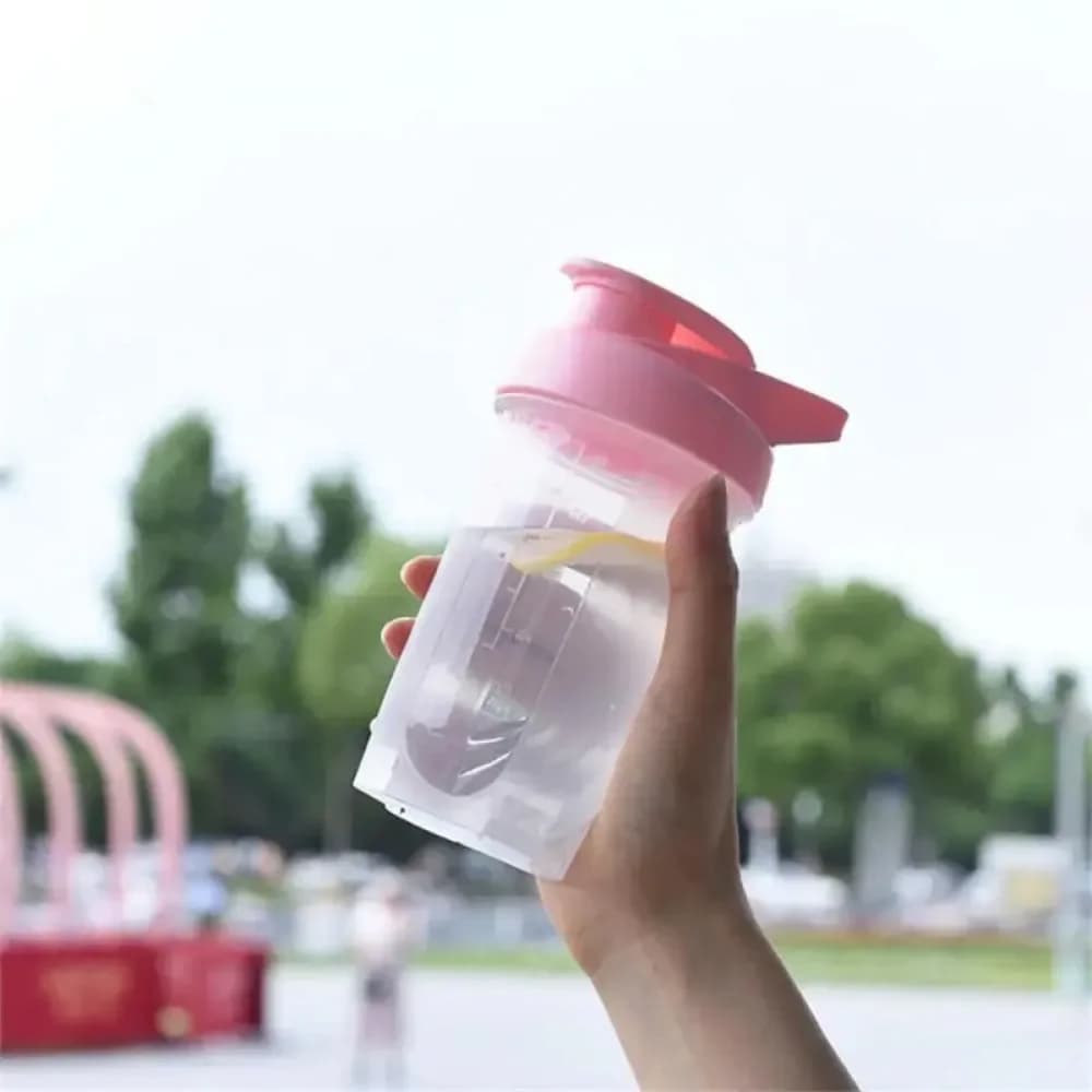 Bottiglia d'acqua da 300 ml/10,59 oz per bevande, bottiglie sportive in plastica a prova di perdite, shaker per proteine, bottiglia d'acqua, tazza per miscelare, articoli per la cucina
