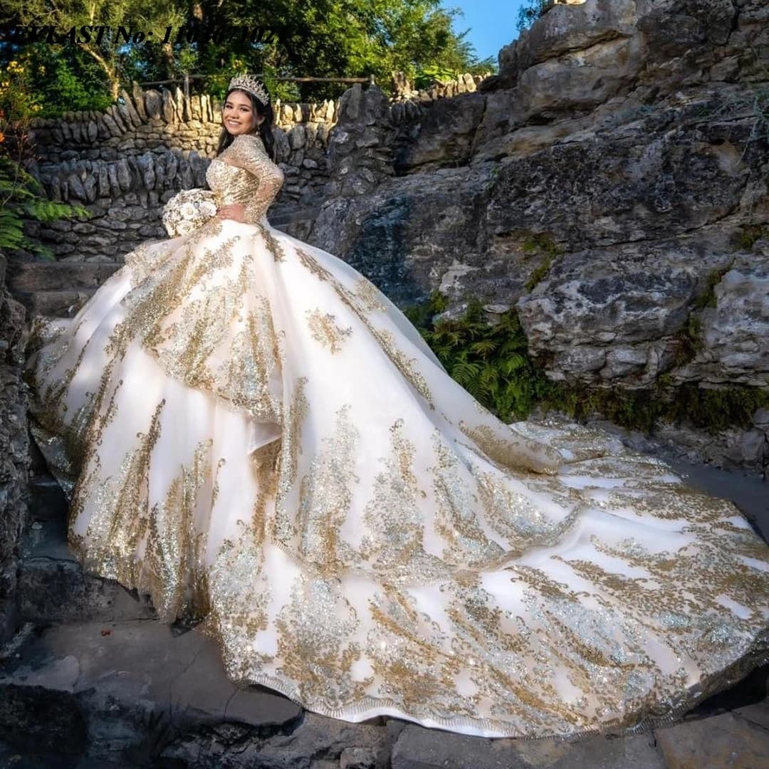 EVLAST Personalizzato Avorio Abito Quinceanera Abito di Sfera Oro Applique di Pizzo Che Borda Manica Lunga Dolce 16 Abiti De Anos SQ366