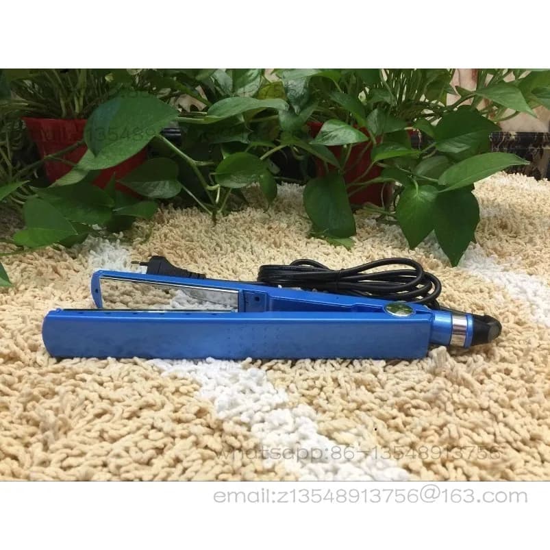 3-in-1 hair plate in blue nano titanium with medium size square plate technology