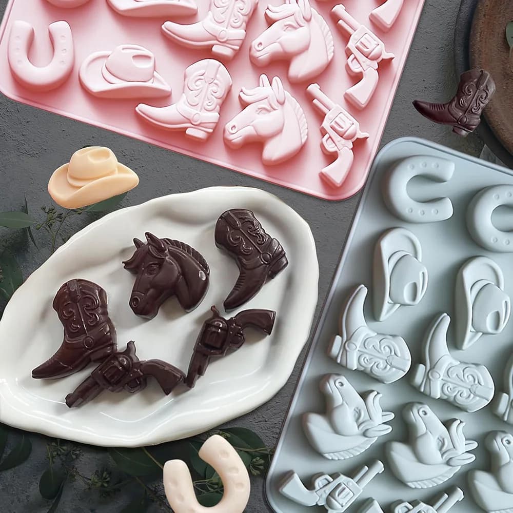 Stampo in Silicone a Tema Cowboy, Stampi Western per Cioccolato con Cappello, Stivali e Cavallo per Cubetti di Ghiaccio, Biscotti, Gelatine, Decorazioni per Torte e Cupcake