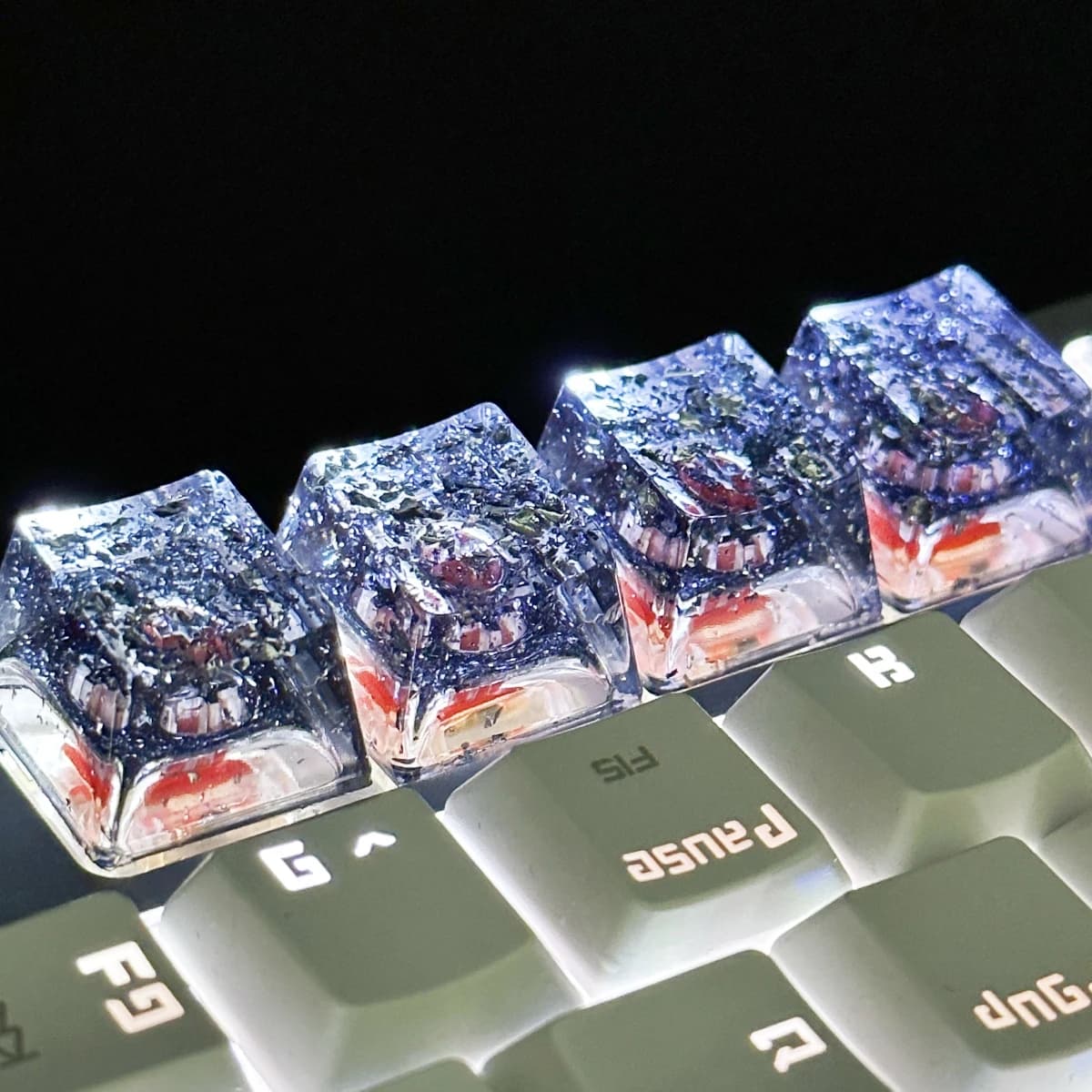 Transparent gold foil key cap with custom dripping ice original in resin key stopper for mechanical keyboard with cross shaft in silver foil 4pc