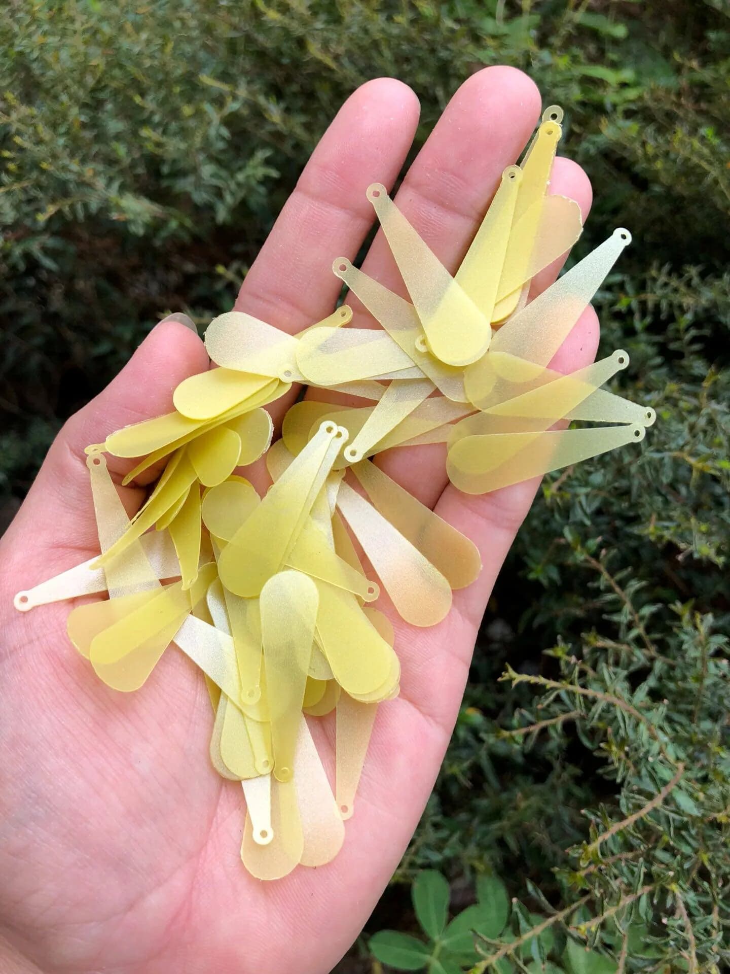 50g di paillettes a goccia opache sfuse per cucito e creazione di gioielli fai da te, accessori per decorazioni di abbigliamento e artigianato
