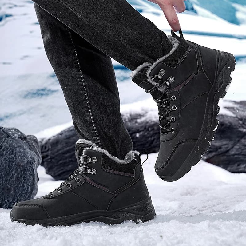 New Autumn and Winter Outdoor Hiking Shoes Hunting Boots Hiking Boots High-Top Thick-Soled Fleece-Lined Men's Snow Boots