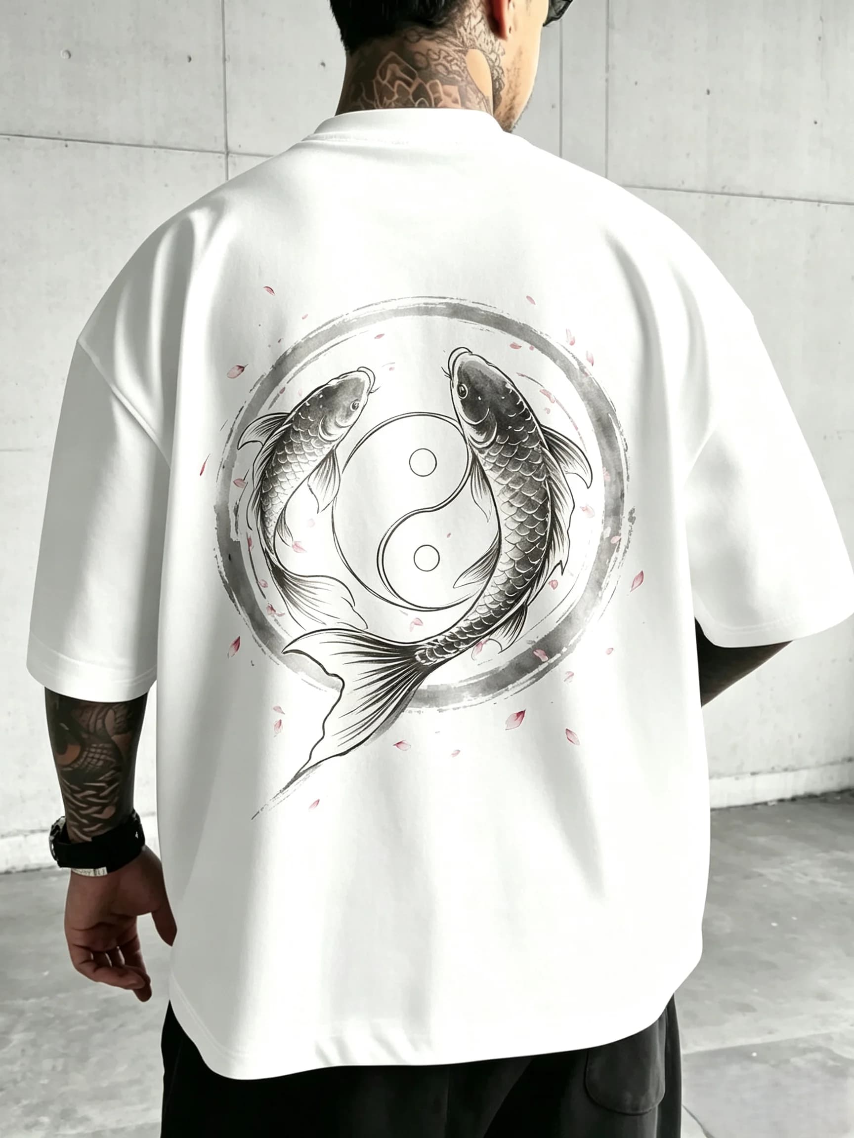 Unisex Oversized T‑Shirt Yin Yang Dual Koi Fish Ink Wash Circle Sakura Petals Back Print Hip Hop Streetwear Short Sleeve Casual Tee For Men Women
