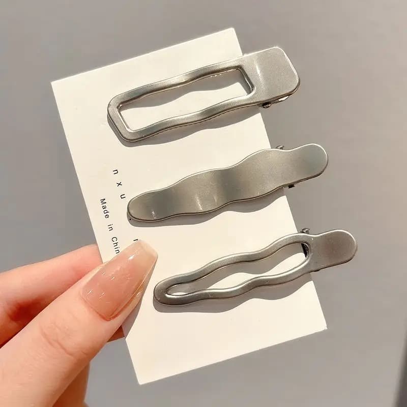 Matte or Glossy Silver Hair Clip, Metal Silver Wave Line Hairclip With Geometric Hollow Alloy Duckbill Clips Side Bangs Female