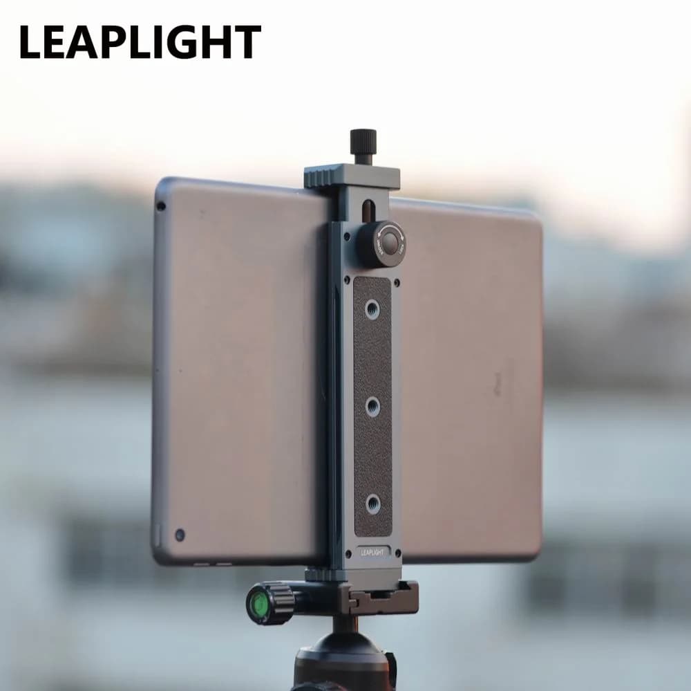 LEAPLIGHT Universal Support in Aluminum for Tablet and Phone, Adjustable Tripod Clip for Phones and Tablet Ipro