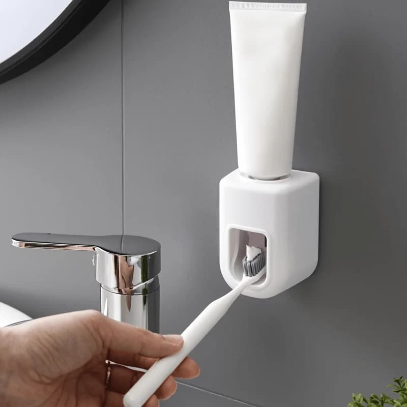 Creative Wall Mount Automatic Toothpaste Dispenser Bathroom Accessories Waterproof Lazy Toothpaste Squeezer Toothbrush Holder