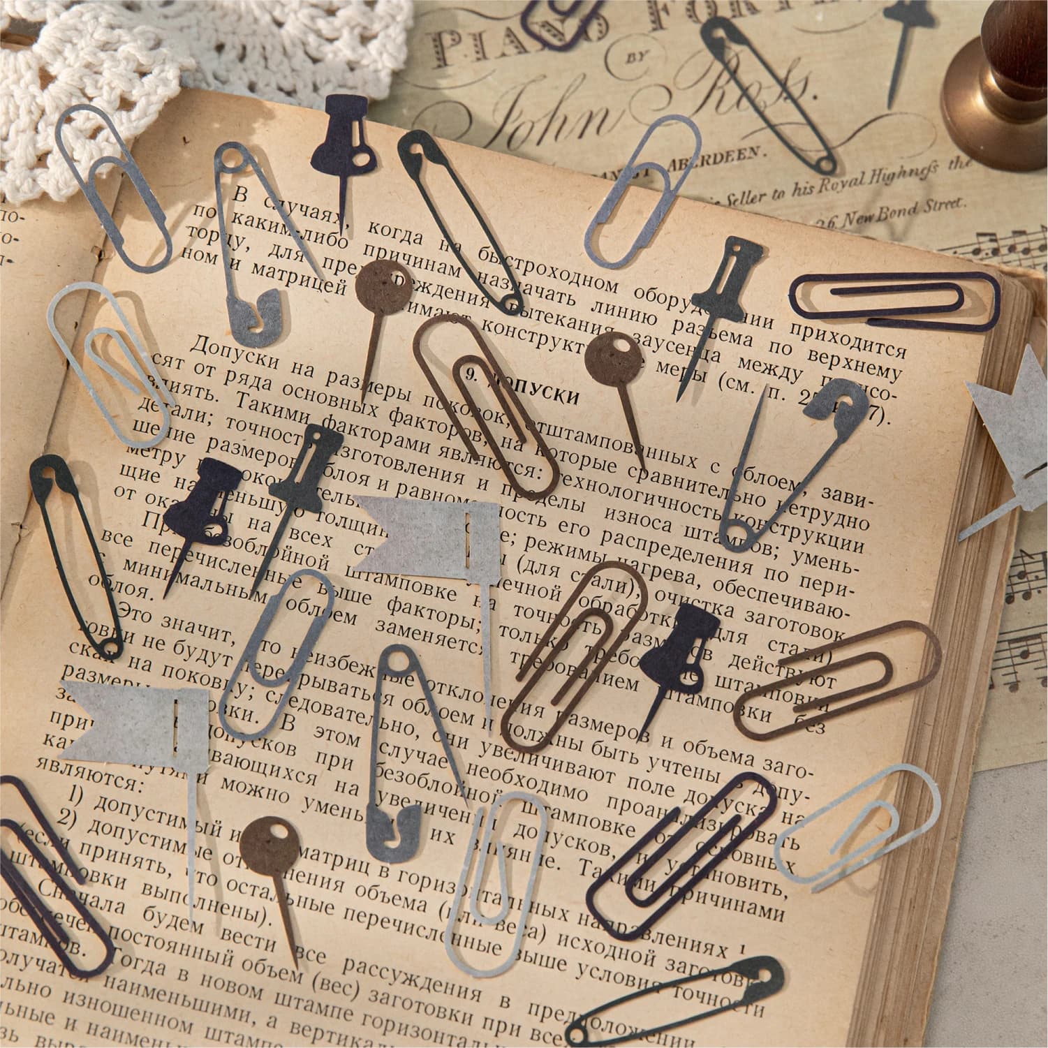 30 pezzi Set di carta scavata vintage Materiale per scrapbooking fai da te Etichette di carta per quaderno di giornale Planner Forniture artigianali fatte a mano