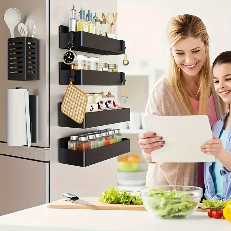 Organizzatore Magnetico per Frigorifero, Mensola Porta Spezie da Cucina, Contenitore in Metallo da Parete per Barattoli, Cestello per Lavaggio Verdure e Frutta