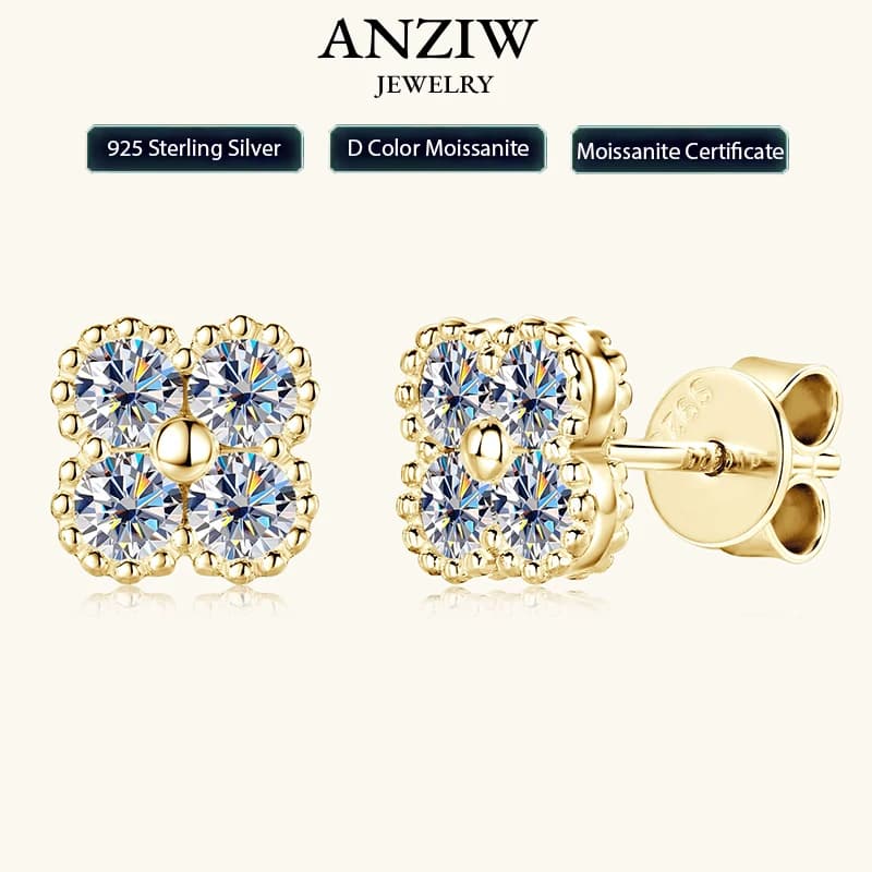 2025 Orecchini alla moda con quattro trifogli Moissanite Orecchini in argento sterling 925 con fiore penetrante per le orecchie per le donne Regali con diamanti da laboratorio da 3 mm