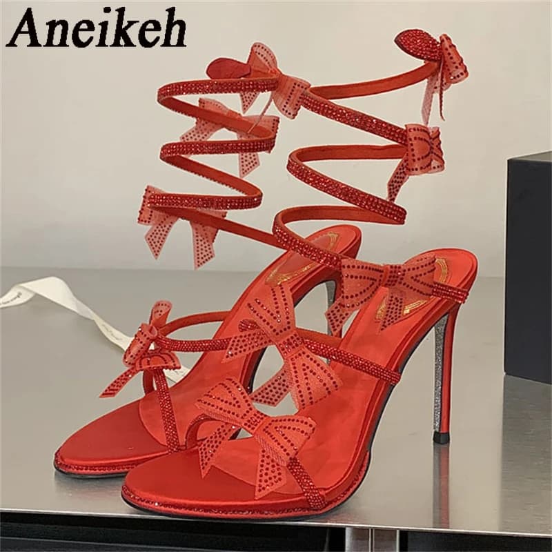 Aneikeh Sandali Sexy con Fiocco in CRISTALLO e Tacco Alto, Scarpe da Sposa Rosse, Sandali Estivi con Cinturino alla Caviglia, Tacco Sottile, Punta Aperta, Scarpe da Festa