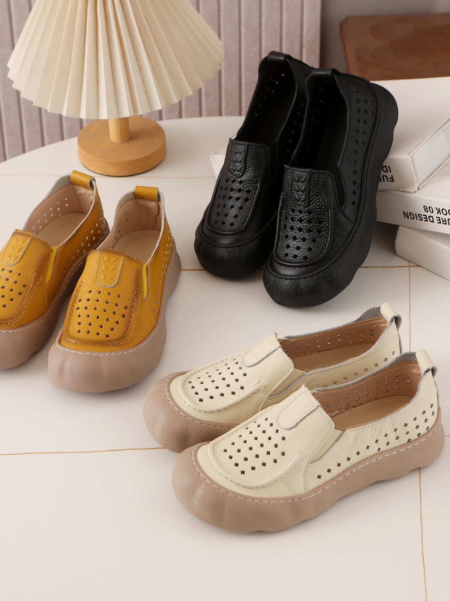 Breathable Hollow out Slip-On Women's Fashion Loafers Summer Open-Toe Single Shoes Comfortable Lazy Person's Clog Sandals