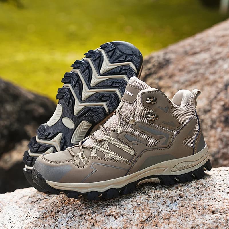 Scarpe da trekking impermeabili antiscivolo da uomo e donna, stivali da campeggio con lacci, scarpe da corsa lenta e da allenamento, nuove sneakers alte da uomo - Offerta imperdibile