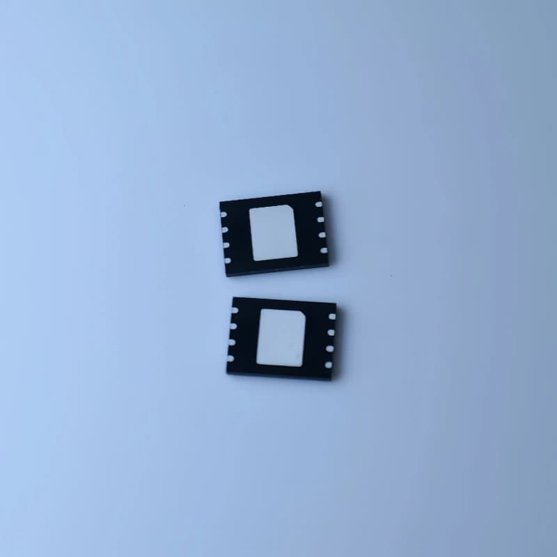 5 Pz/lotto DOSILICON DS35M4GB-IB WSON8 83 MHz, 1.8 V 4 GB-bit, SPI NAND Flash