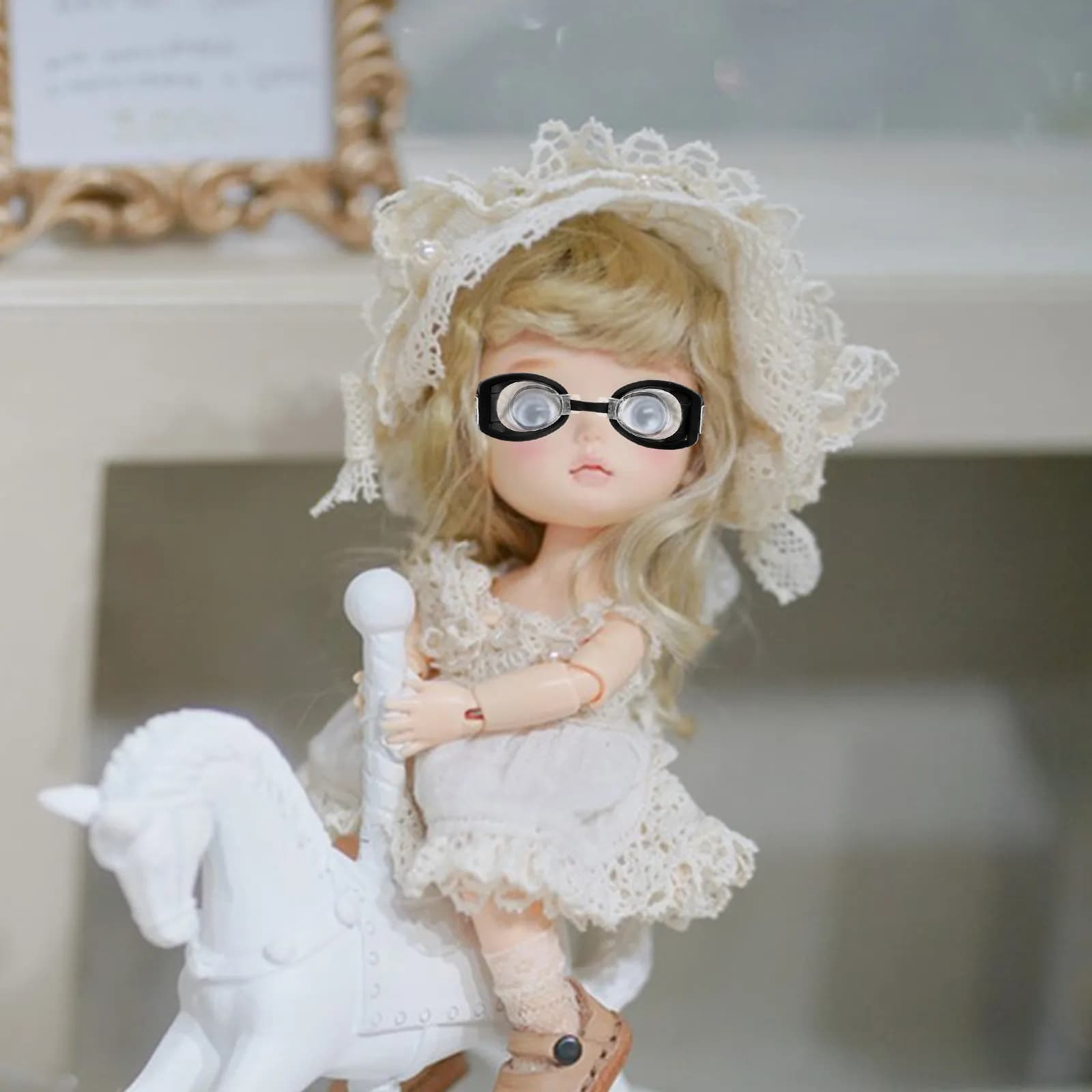 Set of 4 decorative swim glasses for miniature scenes, light creative glasses for imaginative games and role-playing games