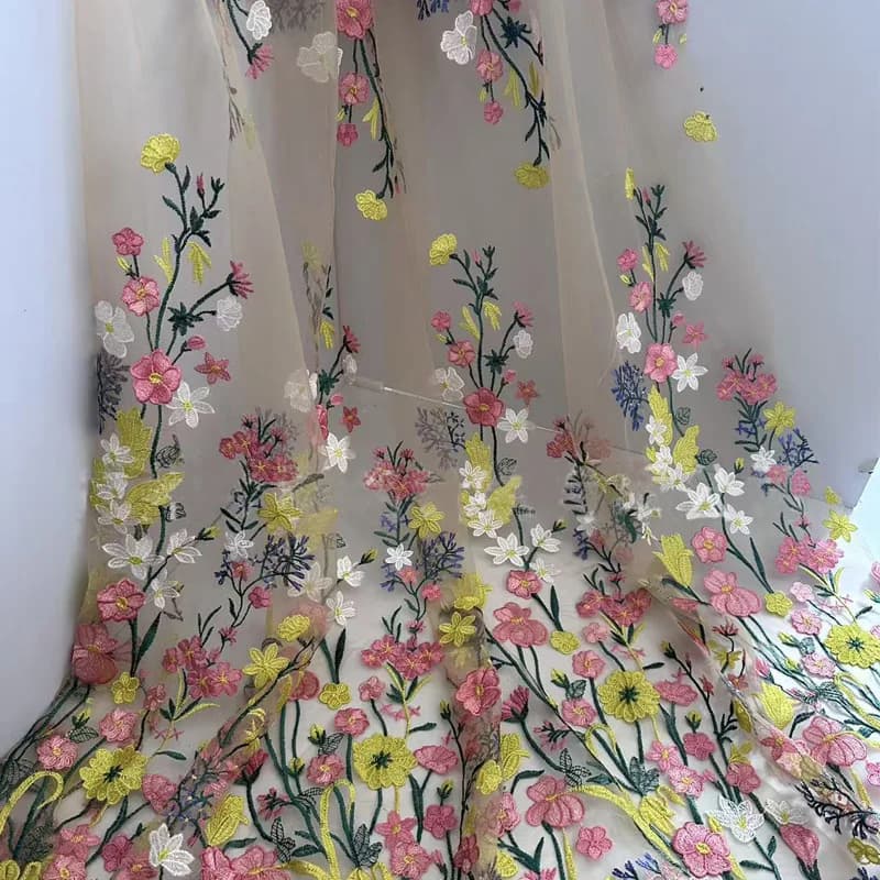Exquisite Embroidery Multi-color 3D Flower Pattern Applique Lace Mesh Wedding Dress Shirt Gown Embroidered Cloth