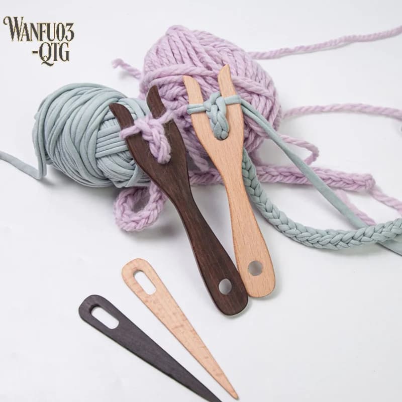 Hot Sale 2Pcs Knitting Fork And Eye Needle Kit Wooden Cording Tool Fork Braider Lightweight Knitting Fork Braided Tool