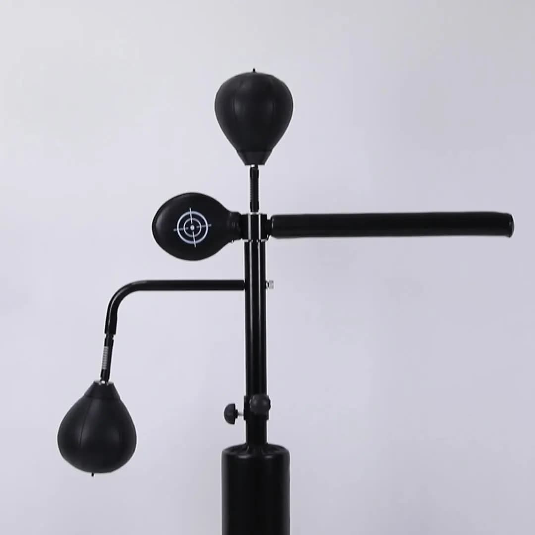 Reflex boxing bag with adjustable boxing bar height
