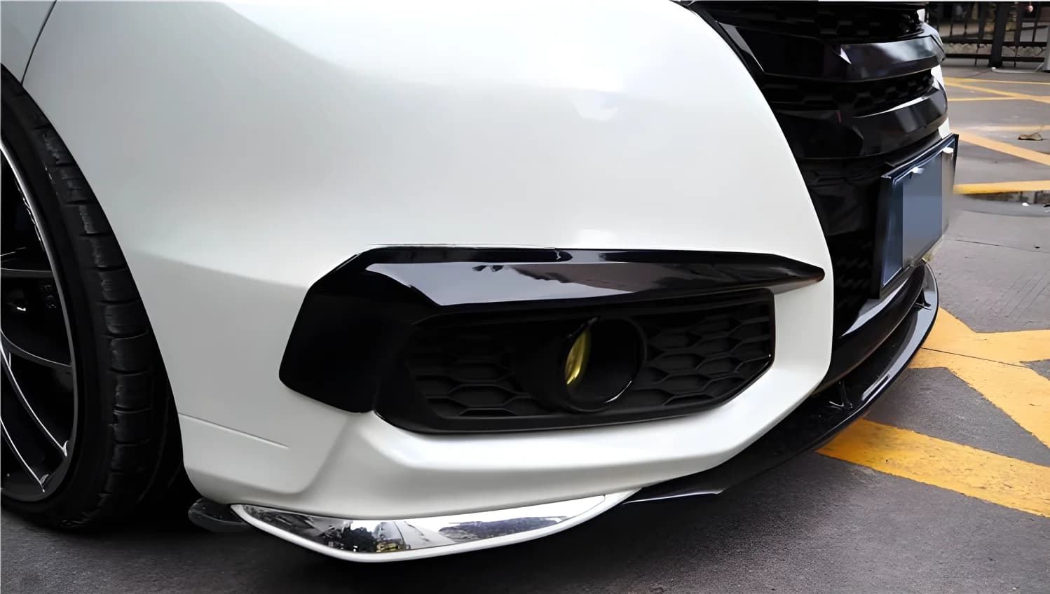 Noblesse Auto Fendinebbia Fendinebbia Eyebrow Air diffuser Suitable for HONDA ODYSSEY 2015-2017 ABS Body Kit Auto Tuning