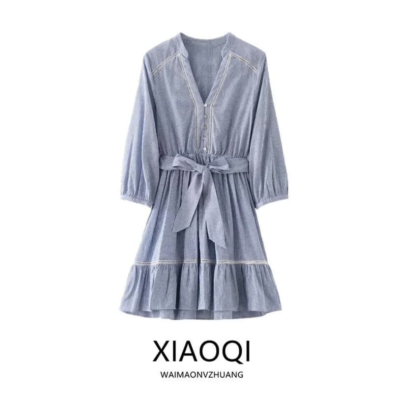 Elegant Waist Dress with Neckline V and Pizzo, New Arrival Summer, Fashion Dress for Women, Stylish Trendy skirt, Unique piece