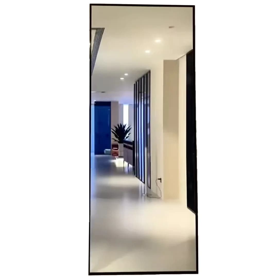 Porta scorrevole a scomparsa senza binari per cucina, bagno e ripostiglio con specchio integrato