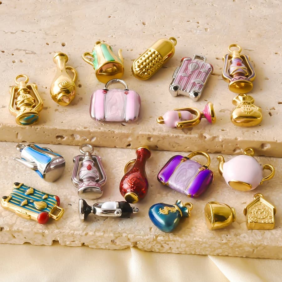 6Pcs Retro European Style Enamel Charms 3D Stereo Kettle Suitcase Lantern Money Bag Vase Pendants DIY Bracelet Necklace Jewelry