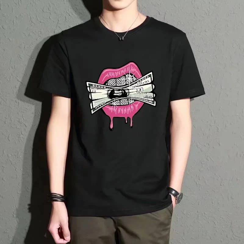 Men's Black Round-Neck Short-Sleeve T-Shirt with Unique Lip and Money Print, Street Fashion Style, Loose Fit, Versatile and Comfortable for Everyday Casual Wear