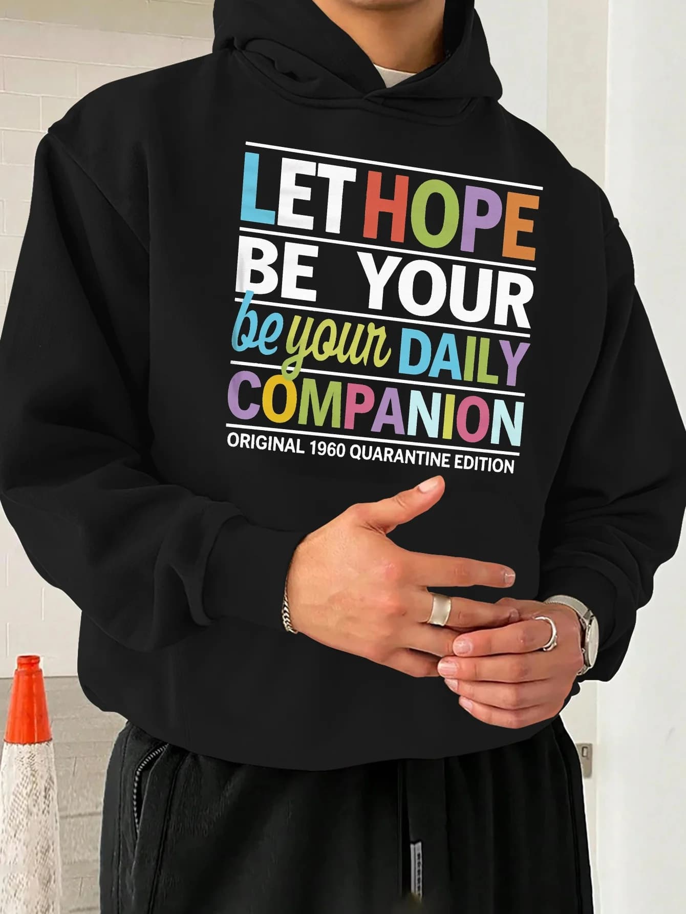 Felpa con cappuccio "Let Hope Be Your Daily Companion" da uomo di grandi dimensioni: una felpa casual a maniche lunghe con disegni stampati colorati