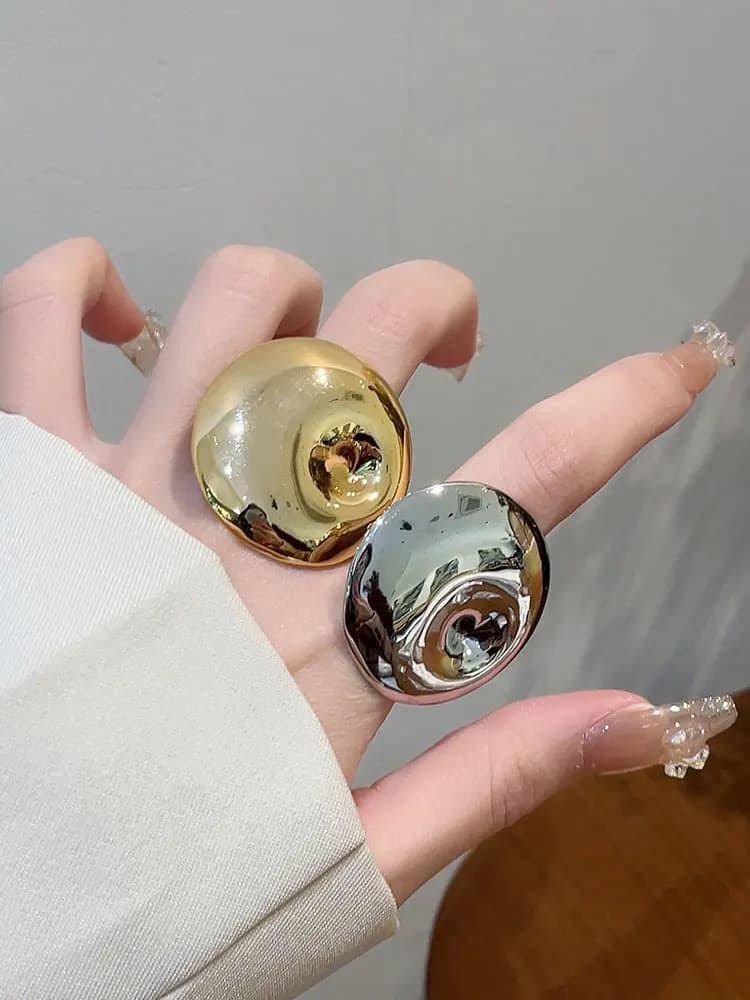 Anello Aperto per Coppia dal Design Esagerato e Personalizzato, con Effetto Ondulato, Lusso Leggero, Gioiello di Moda di Tendenza