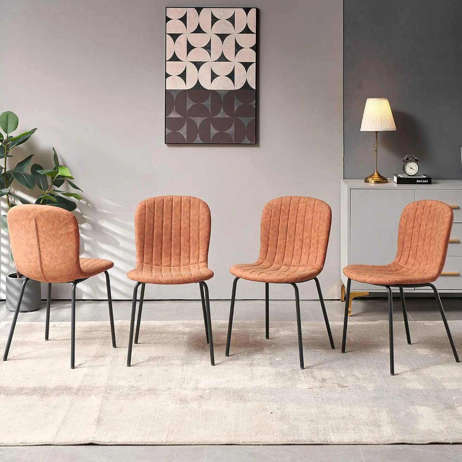 Set di 4 Sedie da Pranzo Moderne Imbottite in Pelle PU con Gambe in Metallo Nero, Comode Sedie da Cucina Curve Personalizzabili