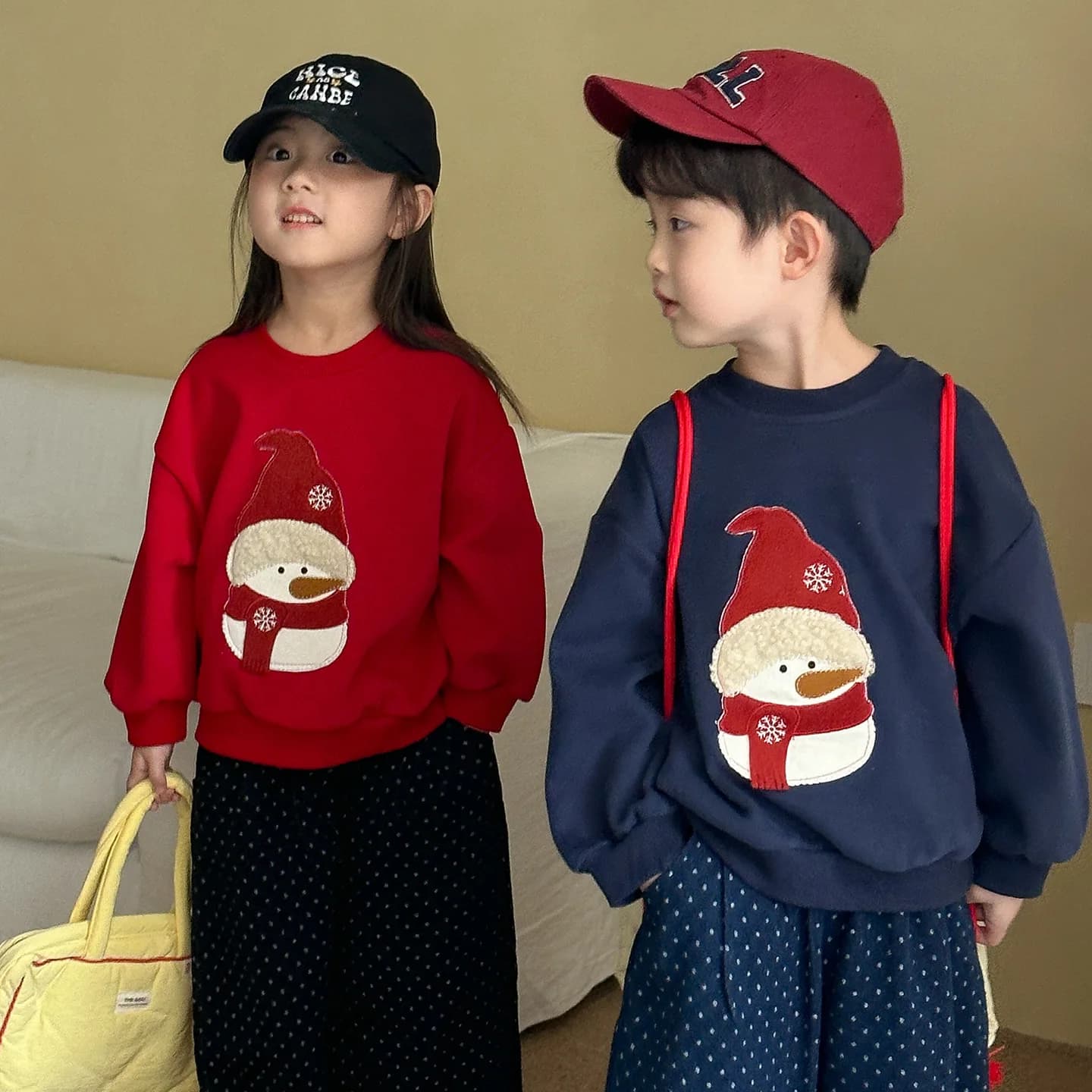 2025 Autunno Nuovi bambini Felpa natalizia Stampa cartoon Ragazzi Ragazze Manica lunga Pullover casual Felpe larghe per bambini in cotone