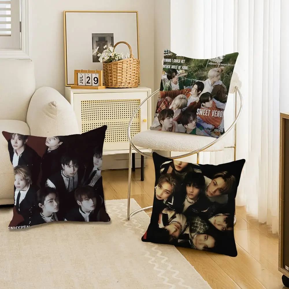 Corea Boy Band E-ENHYPENES Camera decorativa Estetica Federa Decorazioni per la casa Camera da letto Divano letto Divano Federa 45x45